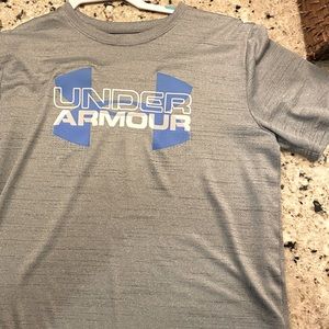 UA Dri-Fit short sleeve T-shirt. Great condition. Youth XL